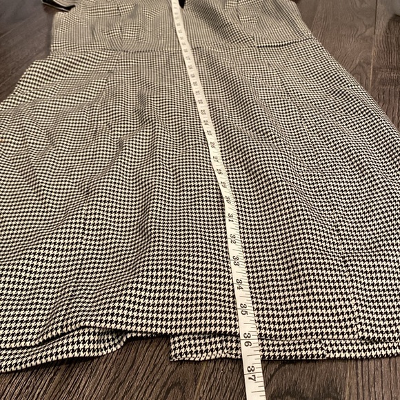 Nice dress 10 - Picture 8 of 8